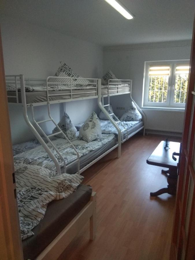 4U Hostel Zgorzelec - Free Parking Jedrzychowice  المظهر الخارجي الصورة