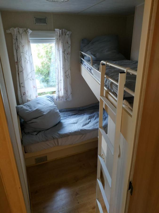 4U Hostel Zgorzelec - Free Parking Jedrzychowice  المظهر الخارجي الصورة