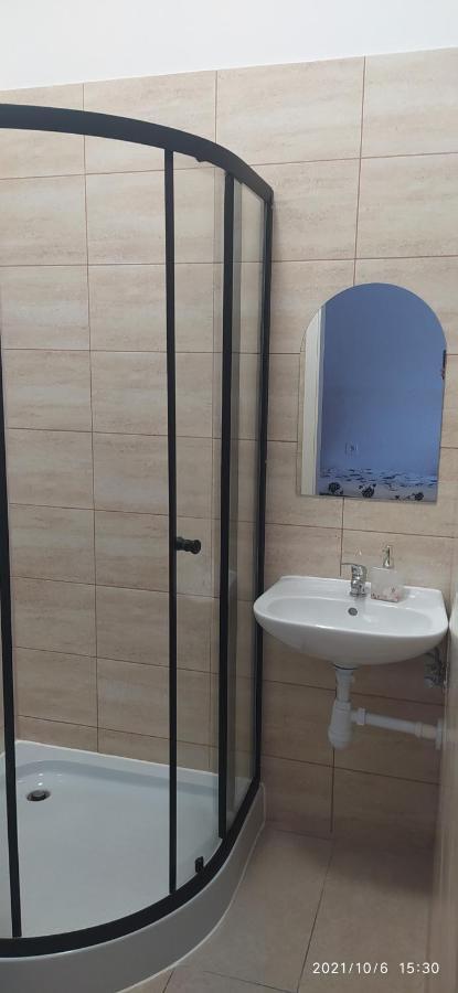 4U Hostel Zgorzelec - Free Parking Jedrzychowice  المظهر الخارجي الصورة